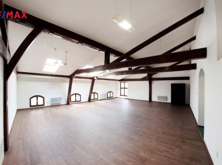 Pronájem - kanceláře, 140 m² obrázek