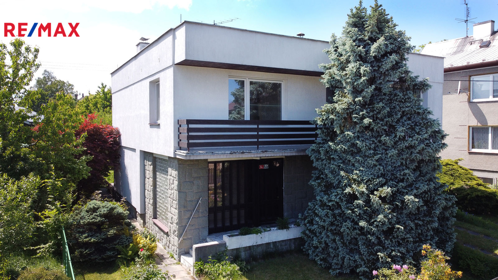 +420 739 604 767 I www.vaclavadamcik.cz I vaclav.adamcik@re-max.cz