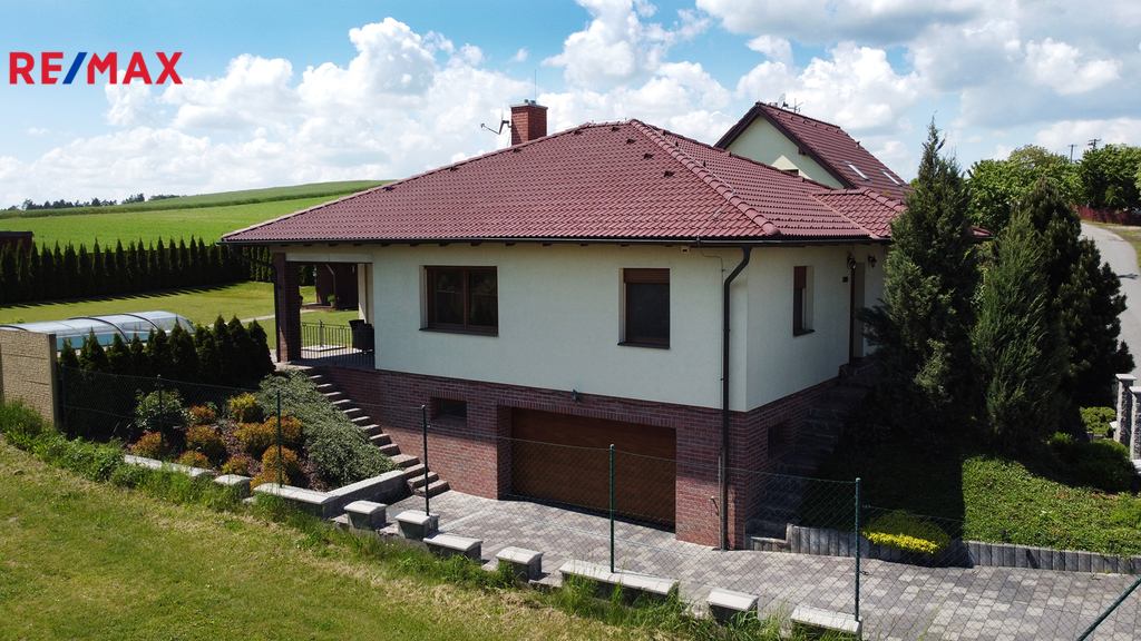 +420 739 604 767 I www.vaclavadamcik.cz I vaclav.adamcik@re-max.cz I prodej domu Ostrava