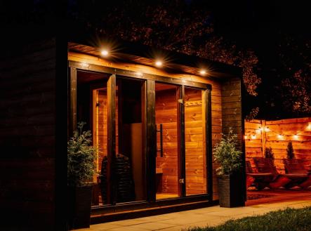 +420 739 604 767 I www.vaclavadamcik.cz I vaclav.adamcik@re-max.cz I prodej Vila Beskydy | Prodej - dům/vila, 184 m²