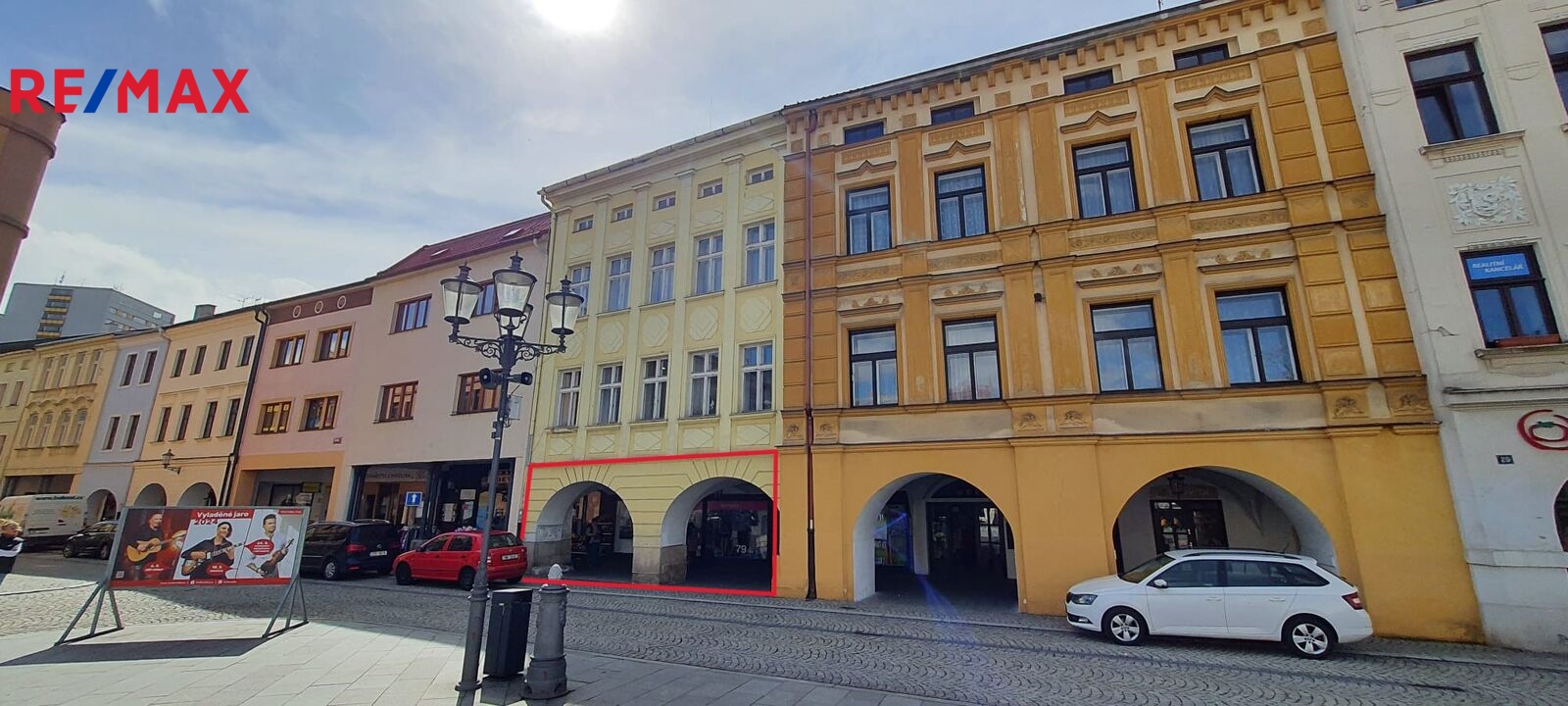 petr-kalianko-remax-centrum-pronajem-obchodni-prostor-namesti-svobody.jpeg