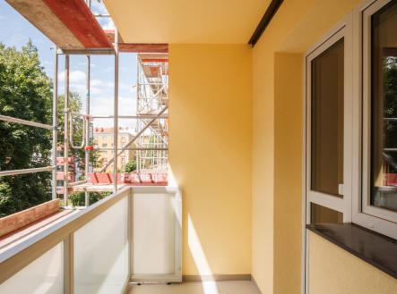 poruba961-45balkon-4.jpg | Prodej bytu, 2+1, 57 m²