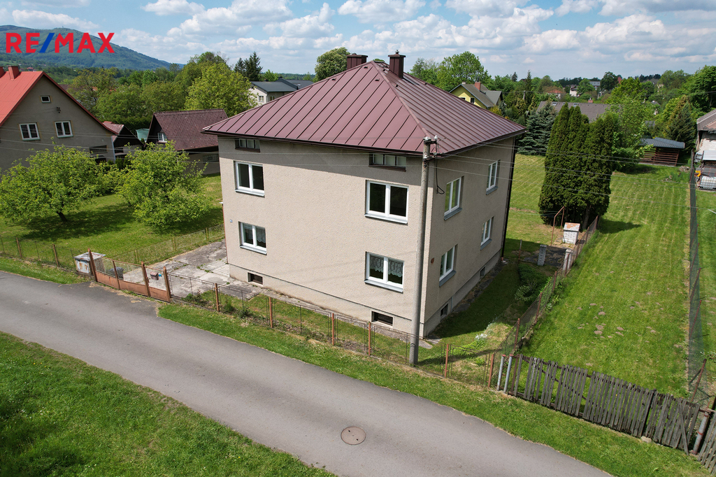 +420 739 604 767 I www.vaclavadamcik.cz I vaclav.adamcik@re-max.cz I prodej domu Bystřice