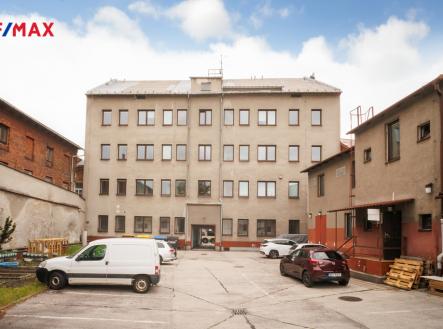 nadrazni545-140-19a.jpg | Pronájem - kanceláře, 200 m²