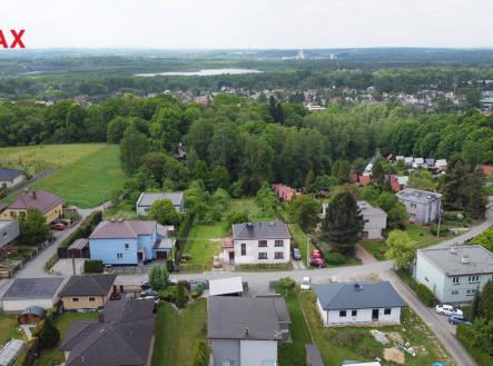 +420 776 335 999, ladislav.urbancik@re-max.cz | Prodej - pozemek pro bydlení, 1 609 m²