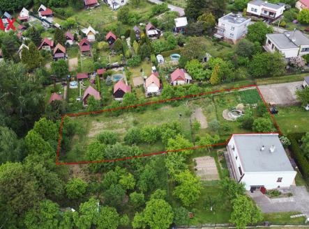 +420 776 335 999, ladislav.urbancik@re-max.cz | Prodej - pozemek pro bydlení, 1 609 m²