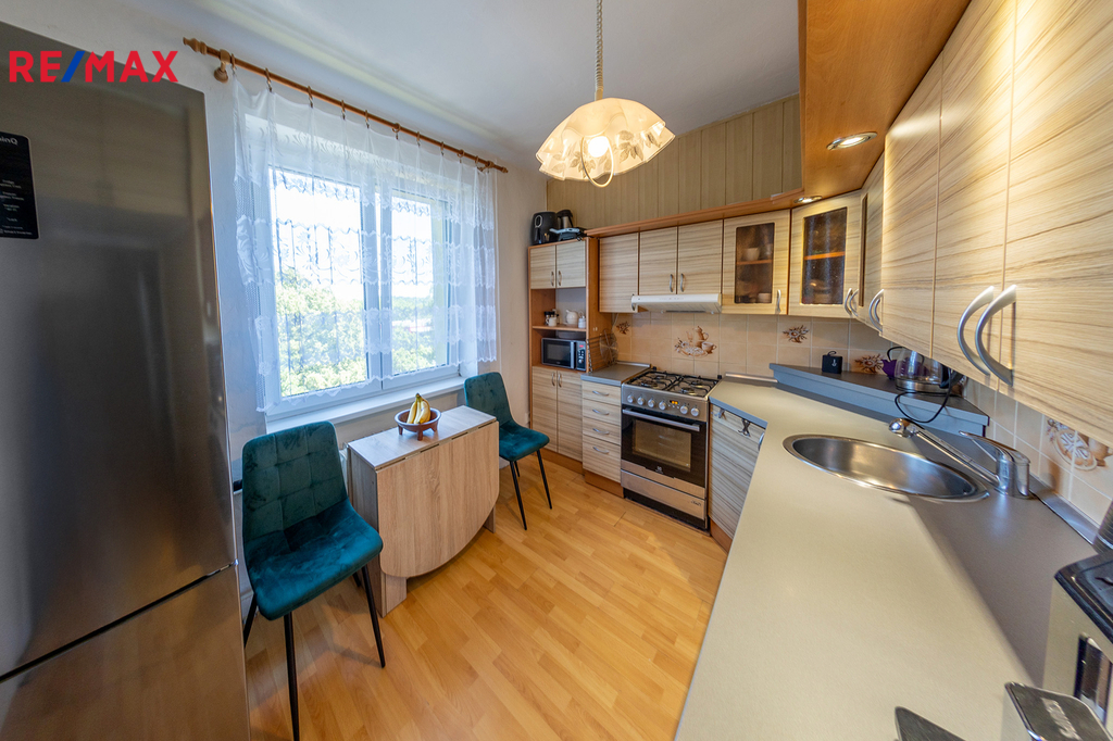 +420 721 415 122  lucie.krechterova@re-max.cz