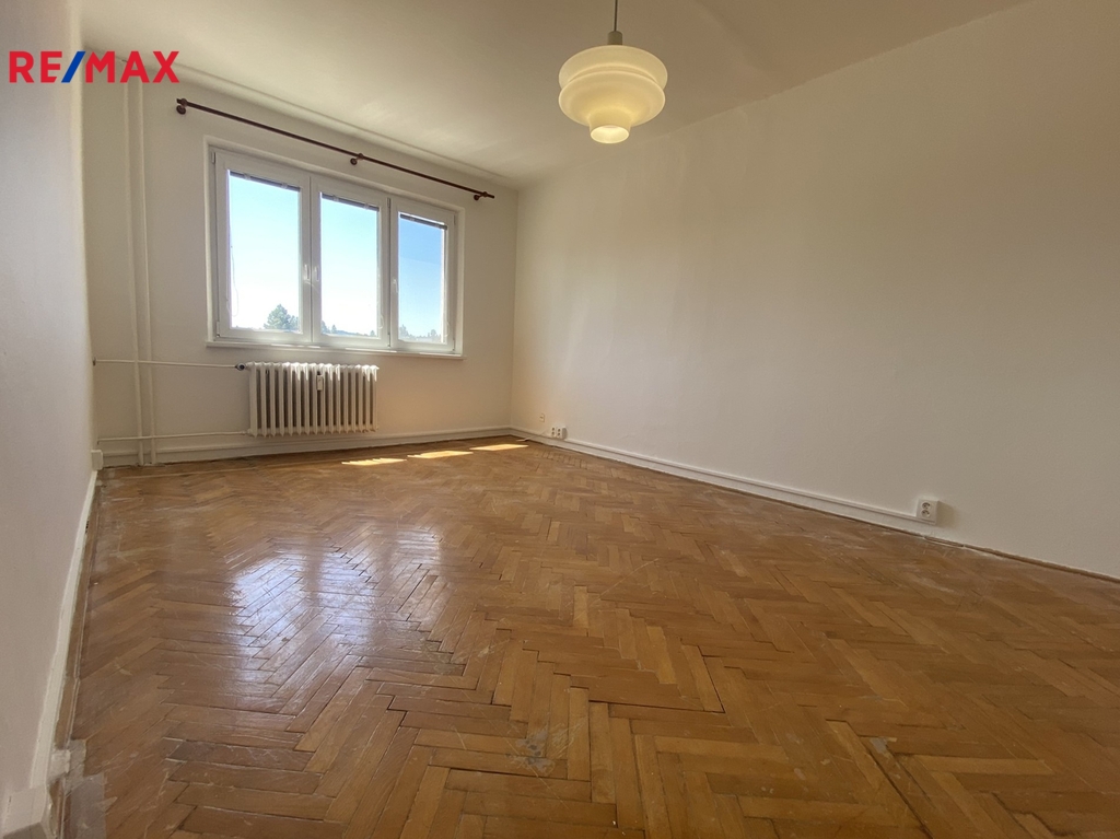 +420 776 335 999, ladislav.urbancik@re-max.cz