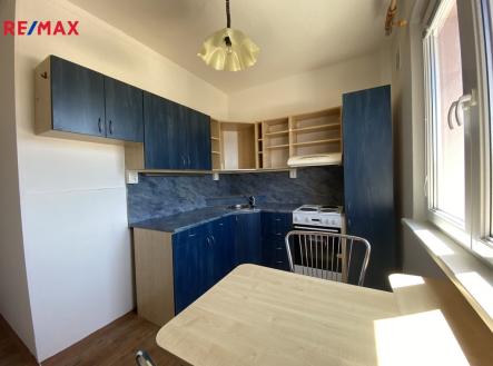 +420 776 335 999, ladislav.urbancik@re-max.cz | Pronájem bytu, 2+1, 54 m²