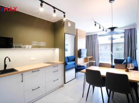 +420 776 335 999, ladislav.urbancik@re-max.cz | Prodej bytu, 2+kk, 41 m²