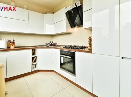 +420 739 604 767 I www.vaclavadamcik.cz I vaclav.adamcik@re-max.cz I prodej bytu Ostrava | Prodej bytu, 3+1, 72 m²
