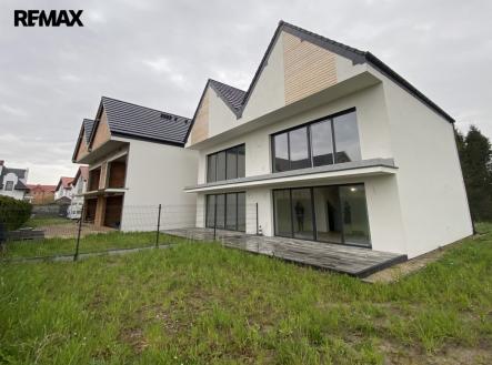 +420 776 335 999, ladislav.urbancik@re-max.cz | Prodej bytu, 3+kk, 79 m²