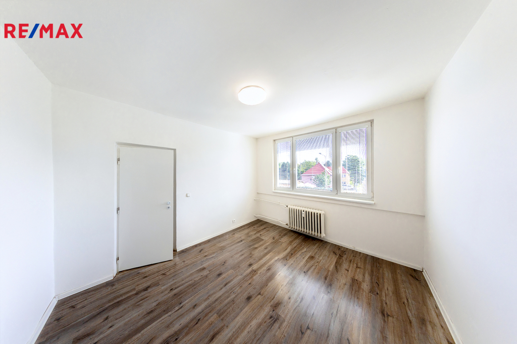 +420 721 415 122 I lucie.krechterova@remax.cz