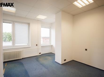 nadrazni545-140-12.jpg | Pronájem - kanceláře, 22 m²