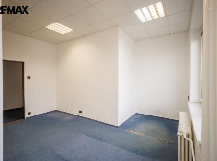 nadrazni545-140-13.jpg | Pronájem - kanceláře, 22 m²