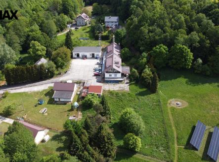 +Lucie Krechterová I +420 721 415 122 I lucie.krechterova@remax.cz | Prodej - výrobní prostor, 6 613 m²