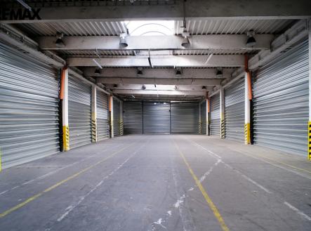 dscf7399-2.jpg | Pronájem - skladovací prostor, 600 m²