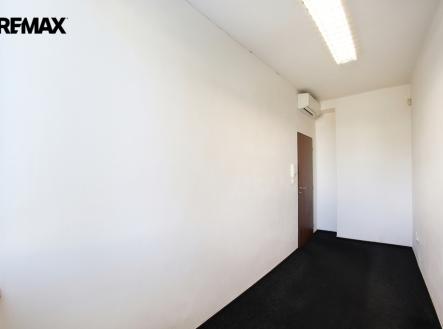 img-4429.jpg | Pronájem - kanceláře, 10 m²