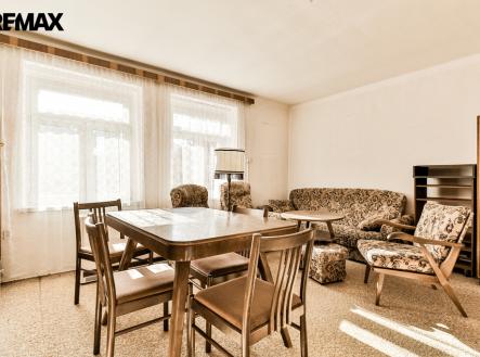 +420 739 604 767 I www.vaclavadamcik.cz I vaclav.adamcik@re-max.cz I prodej bytu Fulnek | Prodej bytu, 2+1, 58 m²