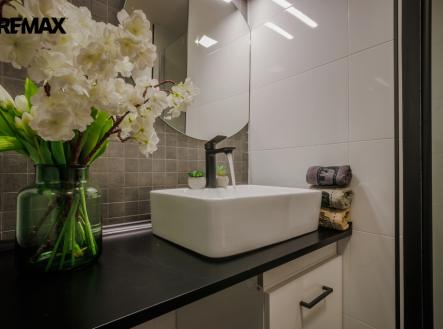 vysocanska484-174-12.jpg | Prodej bytu, 1+kk, 32 m²