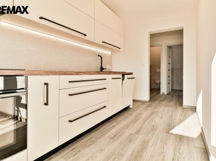 +420 739 604 767 I www.vaclavadamcik.cz I vaclav.adamcik@re-max.cz I pronájem bytu 3+kk Kaňovice | Pronájem bytu, 3+1, 50 m²