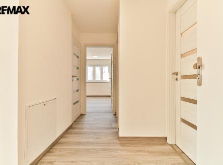 +420 739 604 767 I www.vaclavadamcik.cz I vaclav.adamcik@re-max.cz I pronájem bytu 3+kk Kaňovice | Pronájem bytu, 3+1, 50 m²