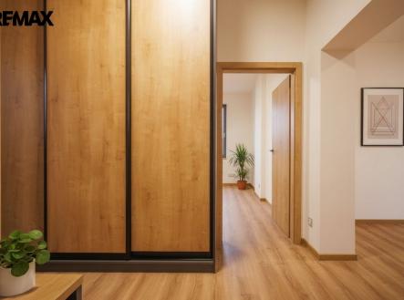 20260204-143705374-ios.jpg | Pronájem bytu, 3+kk, 82 m²