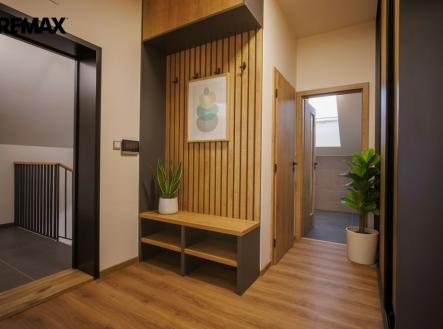 6d7ad8a9-dab2-449a-8397-d69d84ab7296.jpeg | Pronájem bytu, 3+kk, 102 m²