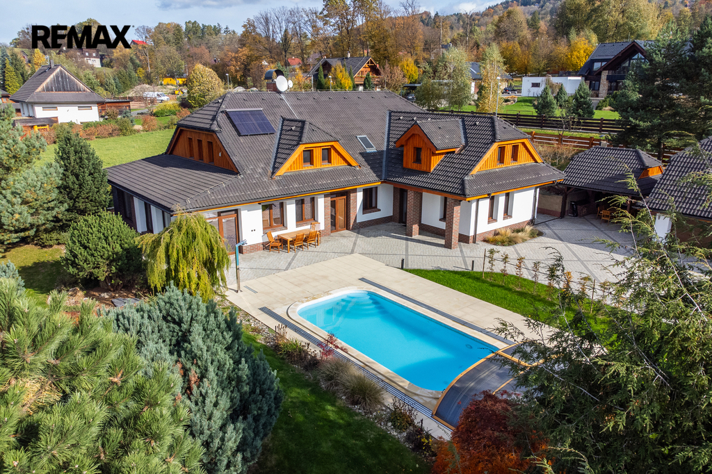 +420 739 604 767 I vaclav.adamcik@re-max.cz I prodej nemovitosti Malenovice