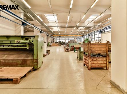 +420 739 604 767 I vaclav.adamcik@re-max.cz I pronájem komerčních prostor Ostrava | Pronájem - výrobní prostor, 720 m²