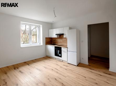 Petr Sonnenschein | +420 778 750 999 | REMAX Centrum | Pronájem bytu, 2+kk, 48 m²
