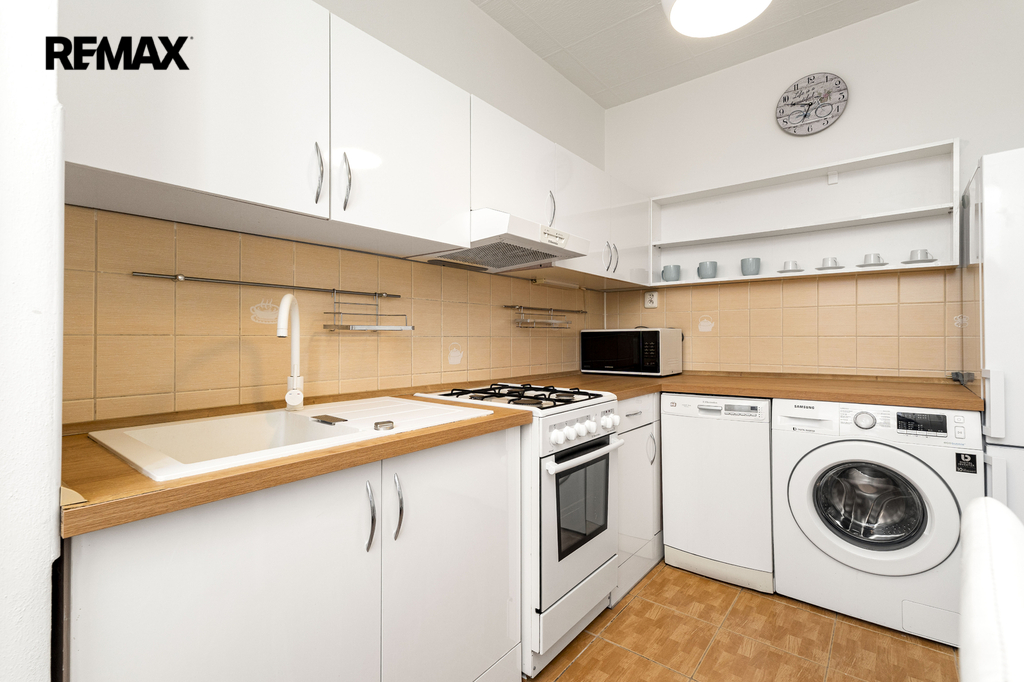 +420 775 757 505 I vaclav.adamcik@re-max.cz I pronájem bytu 2+1 Ostrava