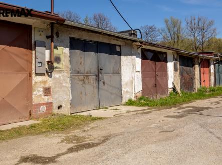 Lucie Krechterová I +420 721 415 122 I lucie.krechterova@remax.cz | Prodej - malý objekt/garáž