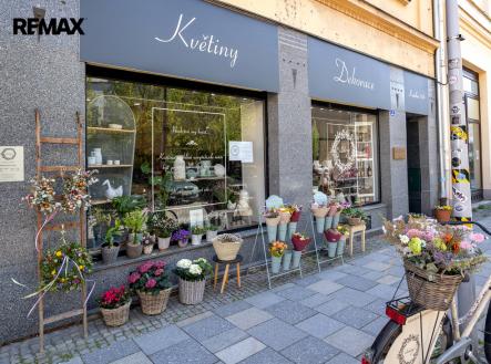 +420 739 604 767 I vaclav.adamcik@re-max.cz I Květinářství REMAX Centrum | Prodej - obchodní prostor, 74 m²