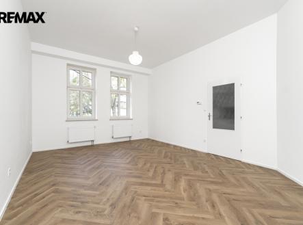 cdp02422.jpg | Pronájem bytu, 1+1, 42 m²