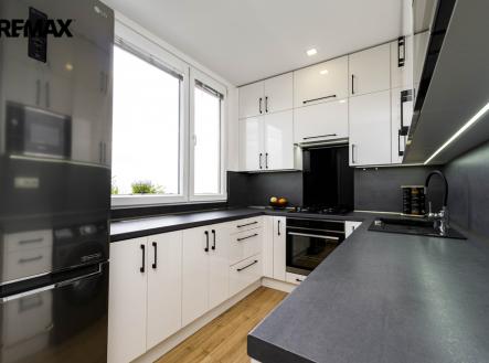 cdp02648-edit.jpg | Prodej bytu, 2+1, 56 m²