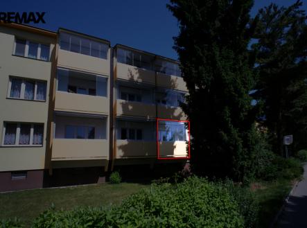 Byt 1+1| Denisa Sochová | +420 730 823 682 | denisa.sochova@re-max.cz | Pronájem bytu, 1+1, 35 m²