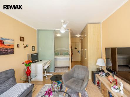 lumirova-3.jpg | Prodej bytu, 1+1, 52 m²