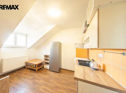 marnam100-12-01a.jpg | Pronájem bytu, 1+1, 44 m²