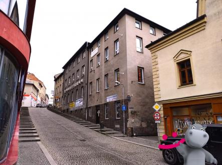 Prodej - obchodní prostor, 1 815 m² obrázek
