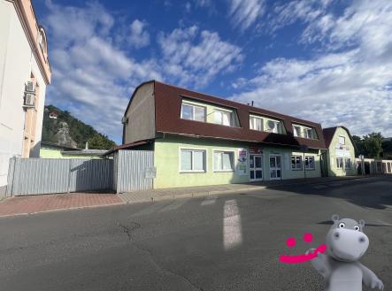 Prodej - obchodní prostor, 1 400 m² obrázek