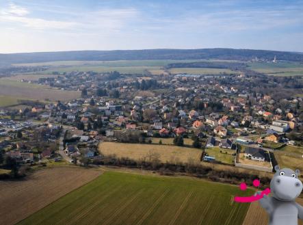 20260325_2211_Profesionální Realitní Fotografie_remix_01kmkdbe6bexmrtjwnv2tc65m7 | Prodej - pozemek pro bydlení, 3 600 m²