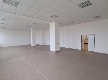Pronájem - komerční objekt, sklad, 540 m²