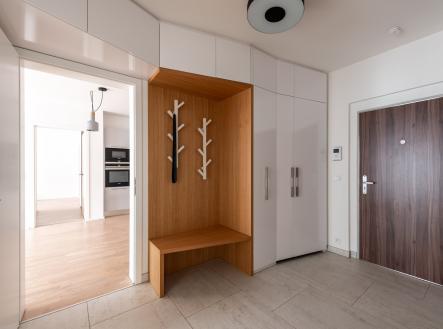 Vstupní chodba | Pronájem bytu, 4+kk, 110 m²