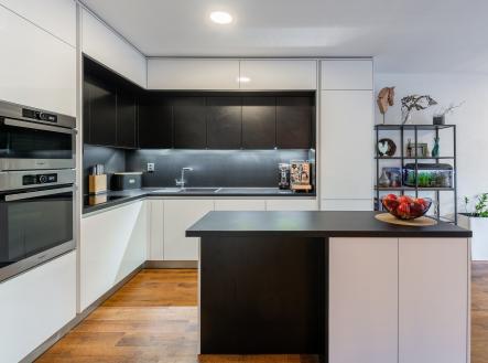 Kuchyně | Prodej - dům/vila, 114 m²