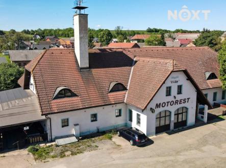 Prodej - komerční objekt, obchodní centrum, 1 450 m²