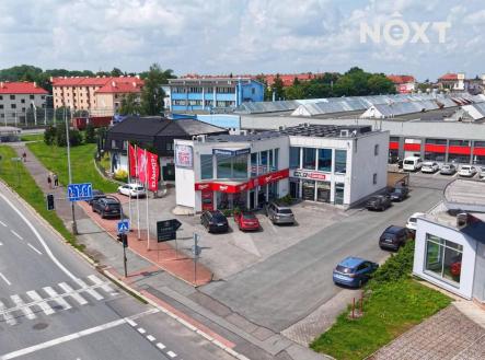 Pronájem - komerční objekt, obchodní centrum, 300 m²