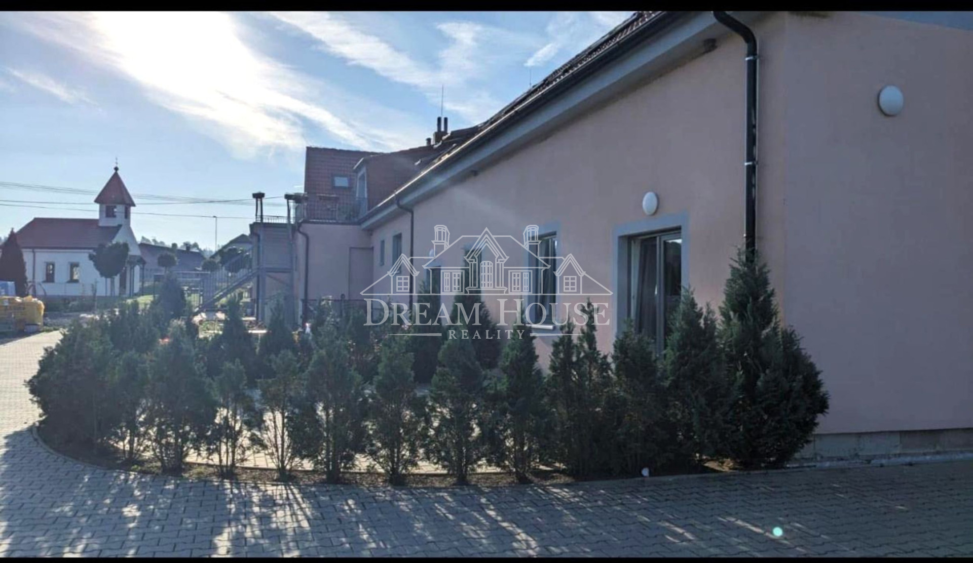 Pronájem bytu 5+kk/T v RD, 120 m2, Libež, okr. Benešov, vlastní vchod