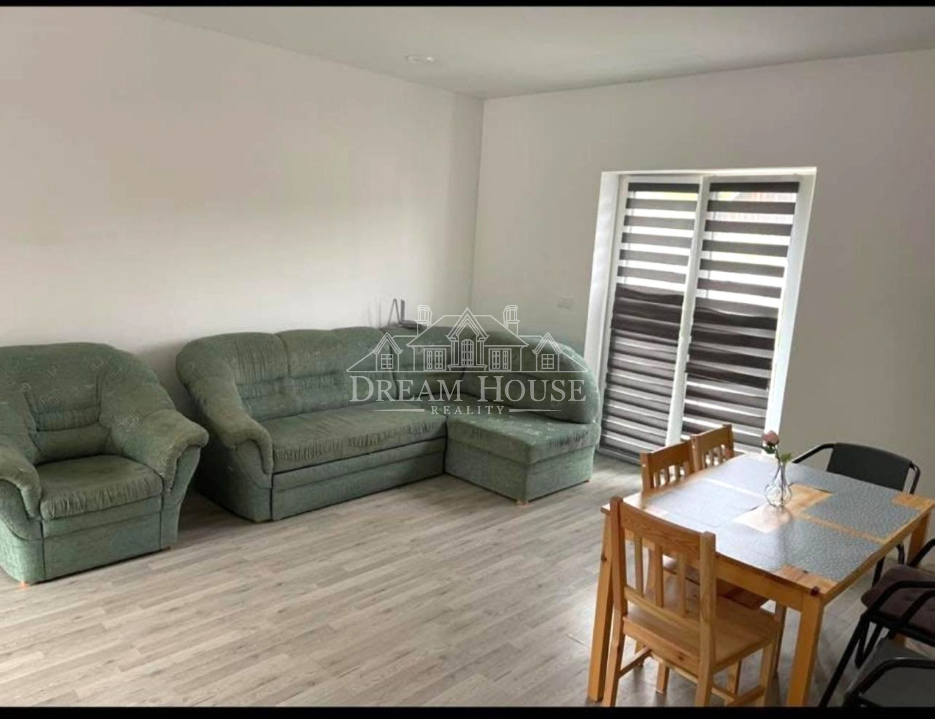 Pronájem bytu 5+kk/T v RD, 120 m2, Libež, okr. Benešov, vlastní vchod
