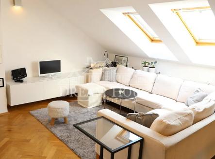 Pronájem bytu, 2+kk, 60 m²